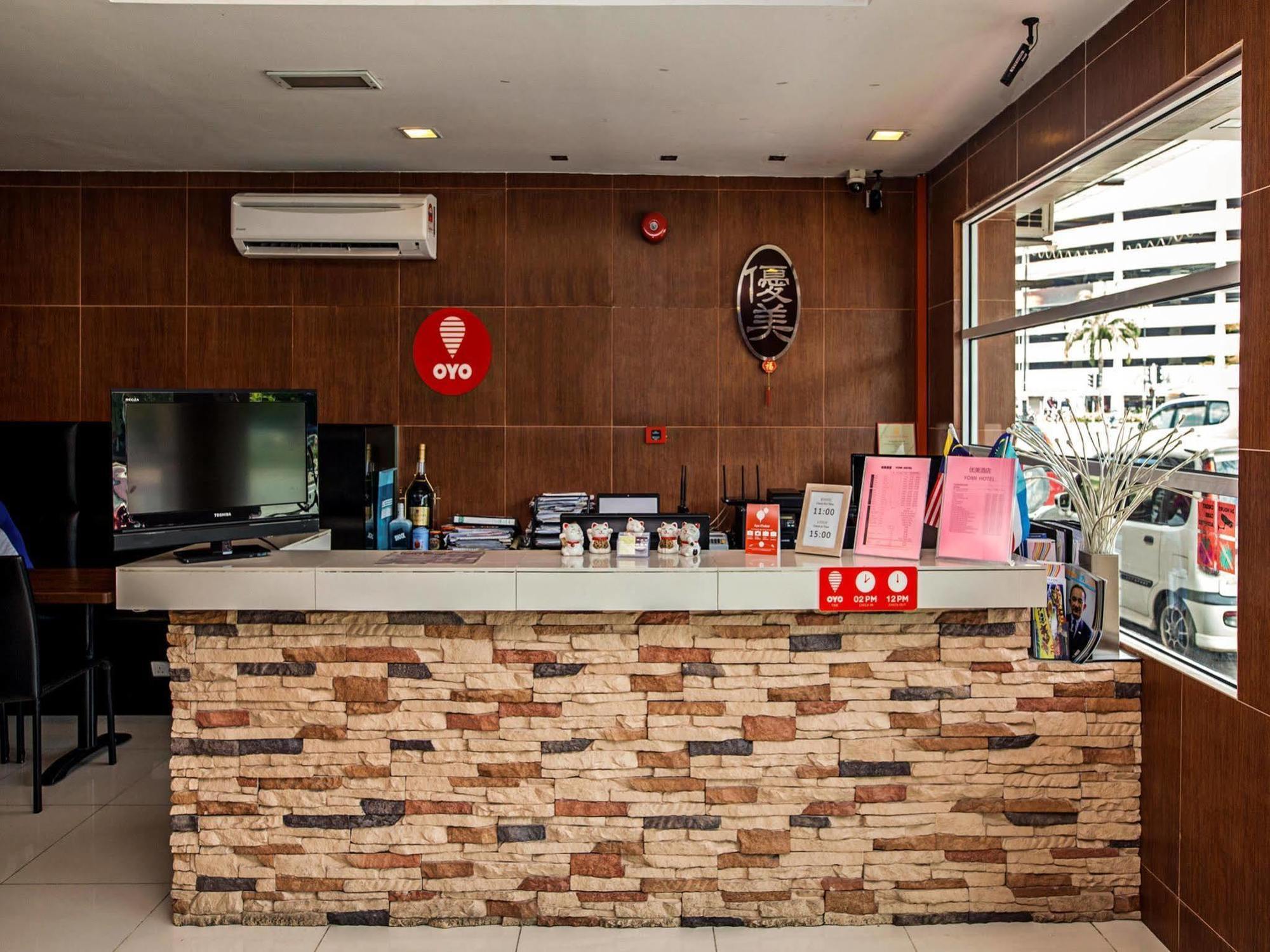 Oyo Rooms Center Point Mall Kota Kinabalu Exterior foto